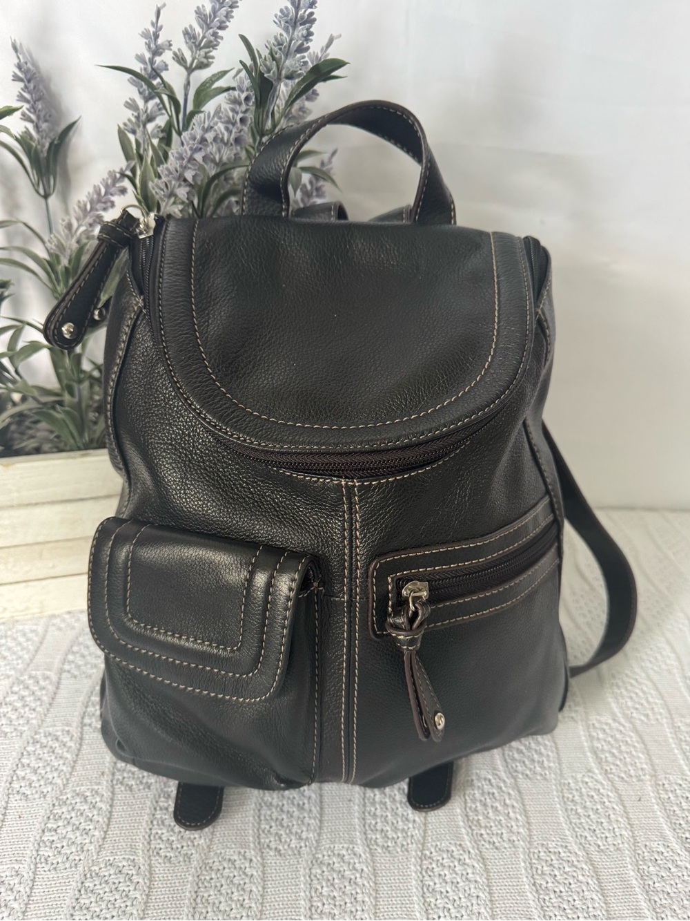 Tignanello like new leather small backpack
